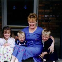 mom 00032